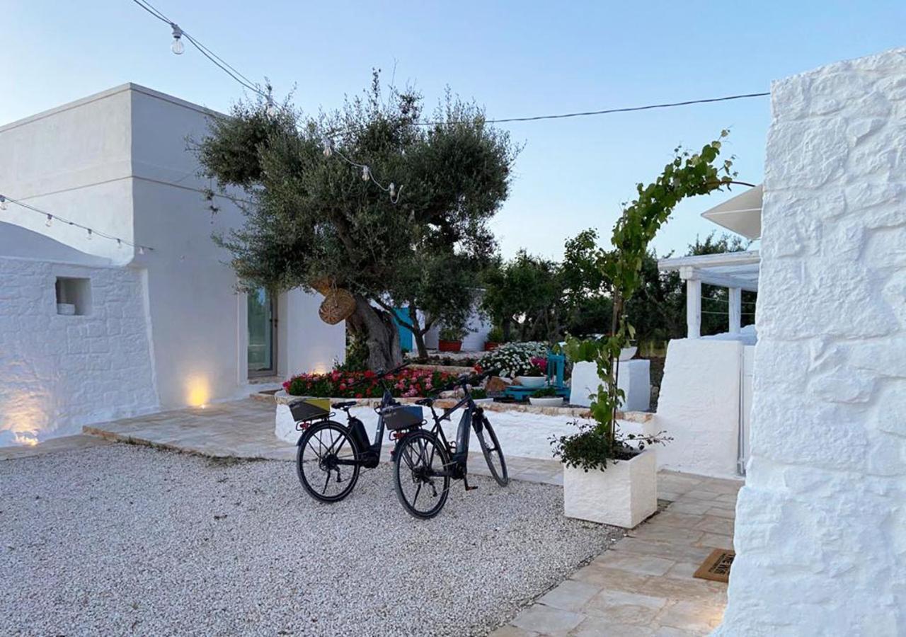 לינה וארוחת בוקר אוסטוני Petranima Wellness In Trulli מראה חיצוני תמונה