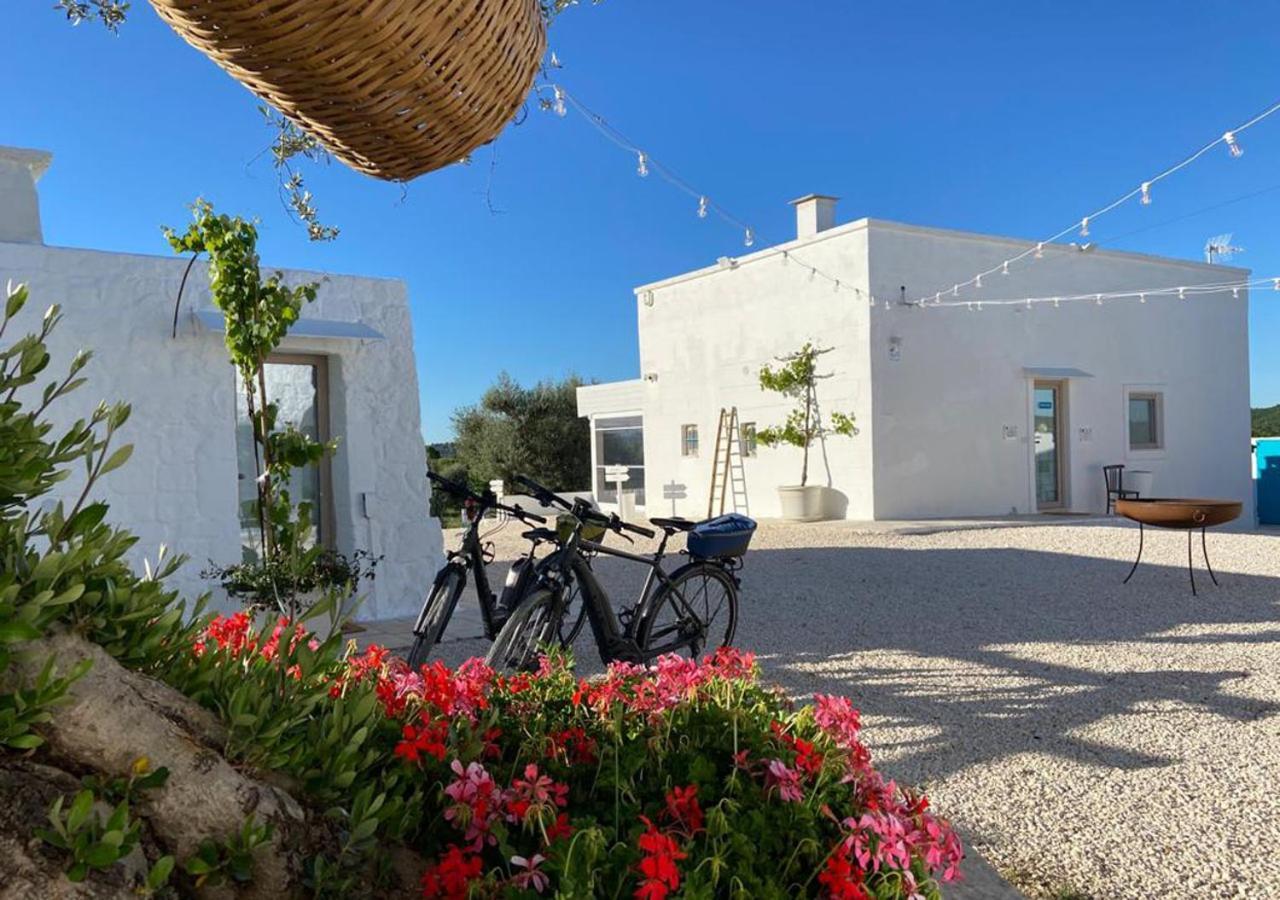 לינה וארוחת בוקר אוסטוני Petranima Wellness In Trulli מראה חיצוני תמונה
