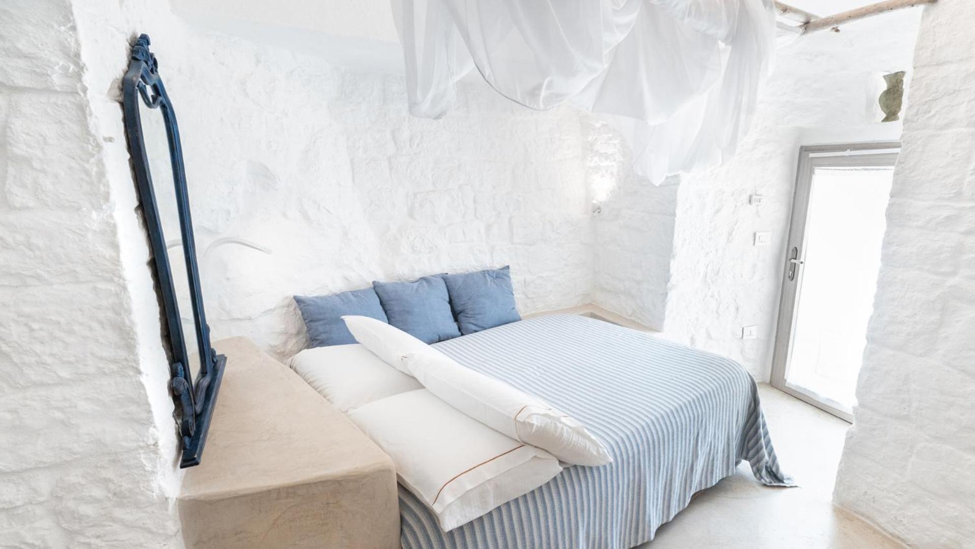 לינה וארוחת בוקר אוסטוני Petranima Wellness In Trulli מראה חיצוני תמונה
